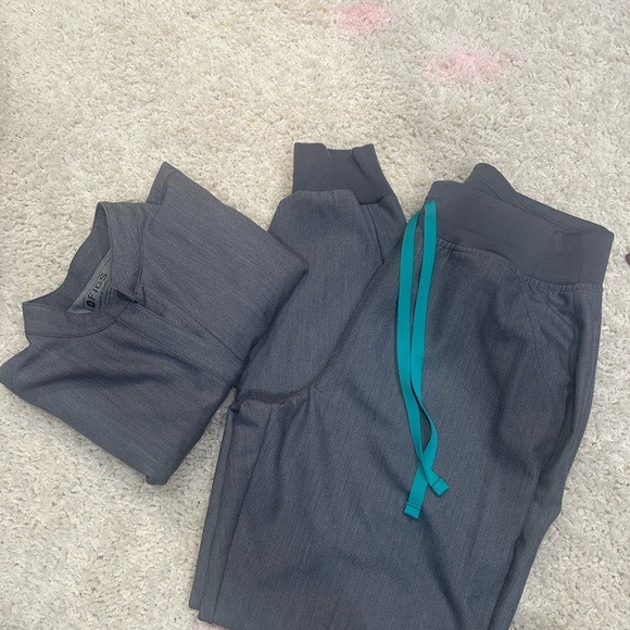 Figs Graphite Set - Picture 2 of 4